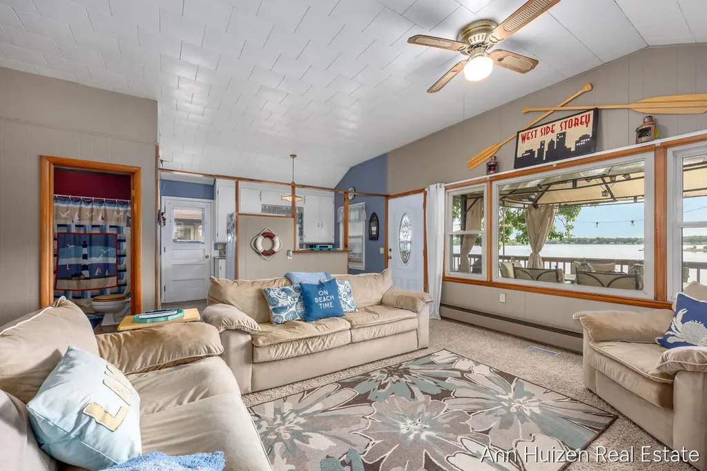 11415 Oak Drive Prairieville Township MI 49046