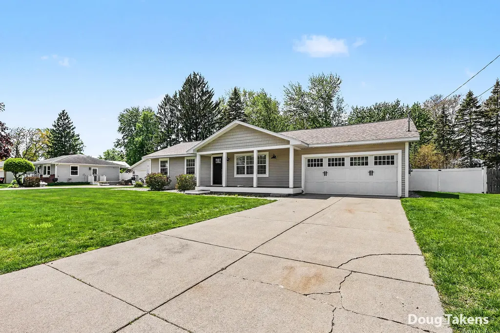 7439 Eastlane Avenue Georgetown Charter Township MI 49428