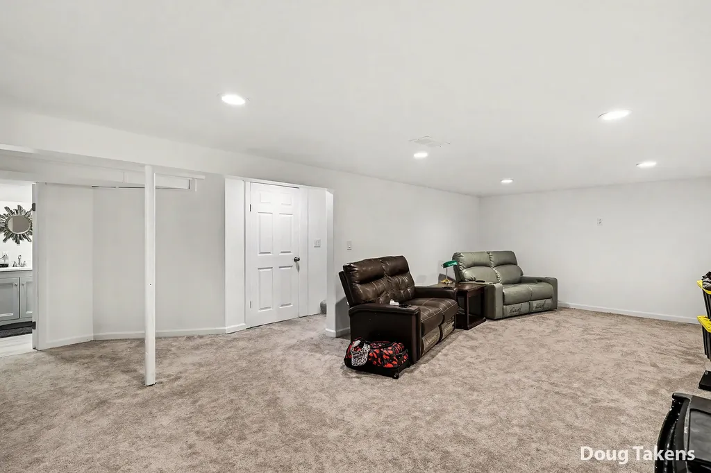 7439 Eastlane Avenue Georgetown Charter Township MI 49428
