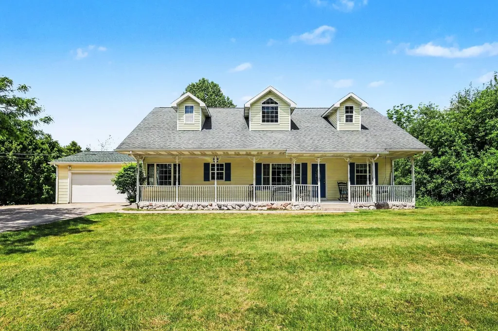 8857 52nd Street SE Cascade Charter Township MI 49301