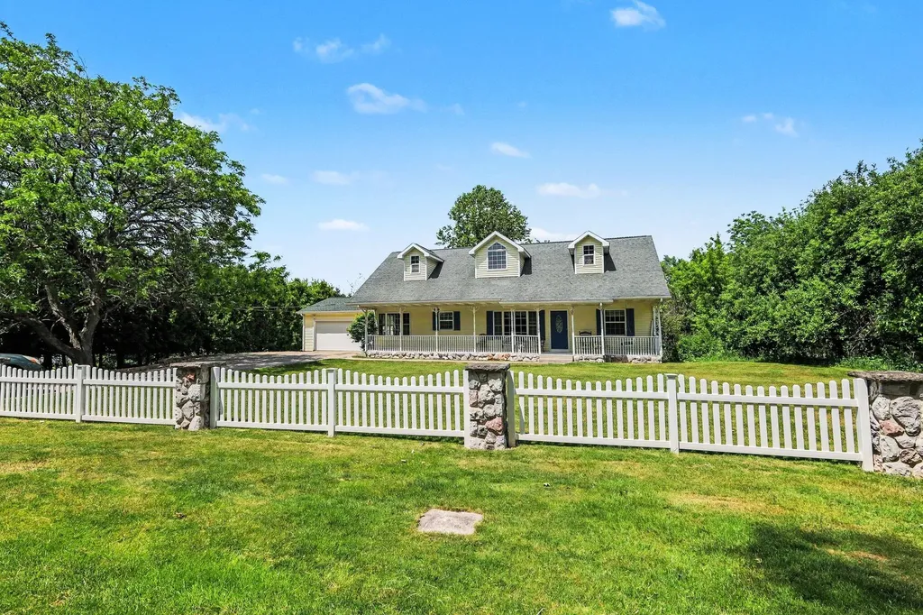 8857 52nd Street SE Cascade Charter Township MI 49301