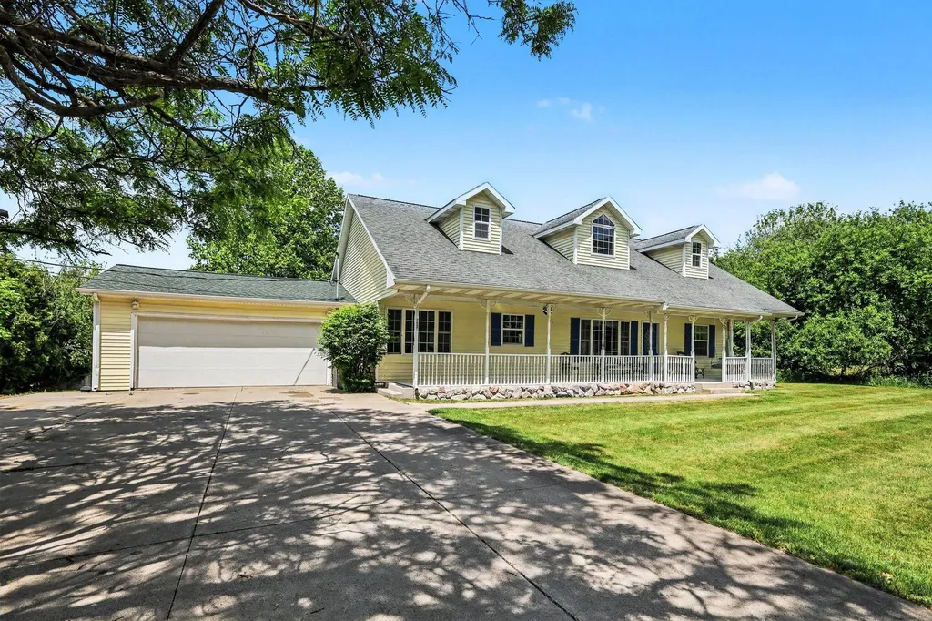 8857 52nd Street SE Cascade Charter Township MI 49301