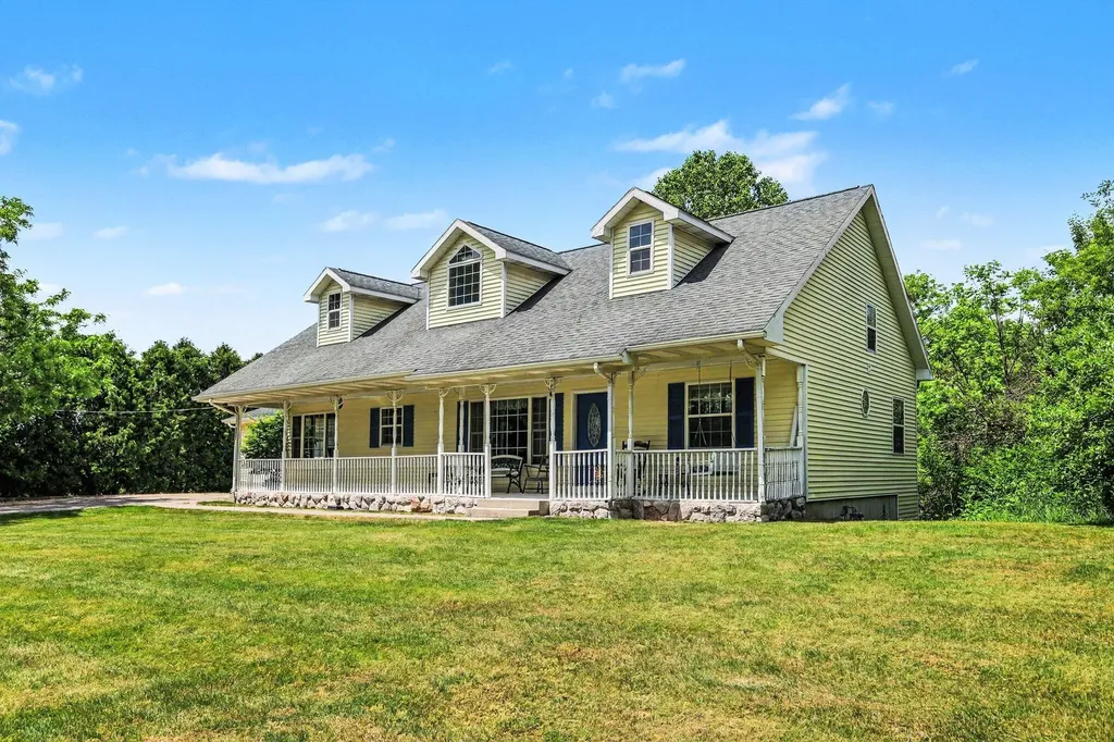 8857 52nd Street SE Cascade Charter Township MI 49301
