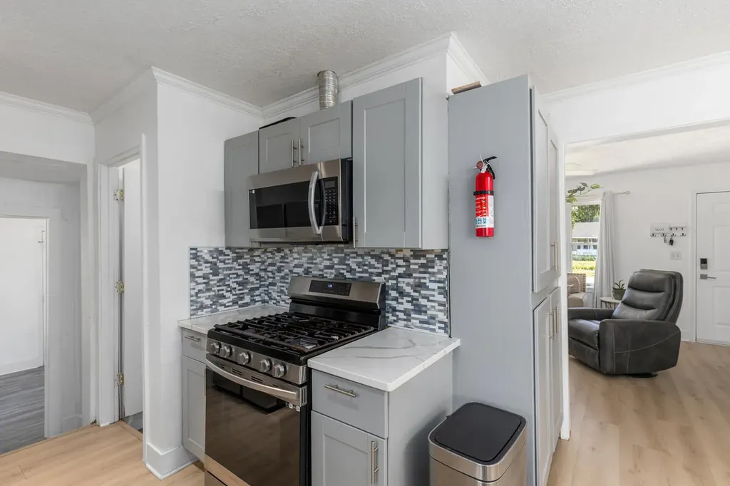 2469 Eden Street SW Wyoming City MI 49519