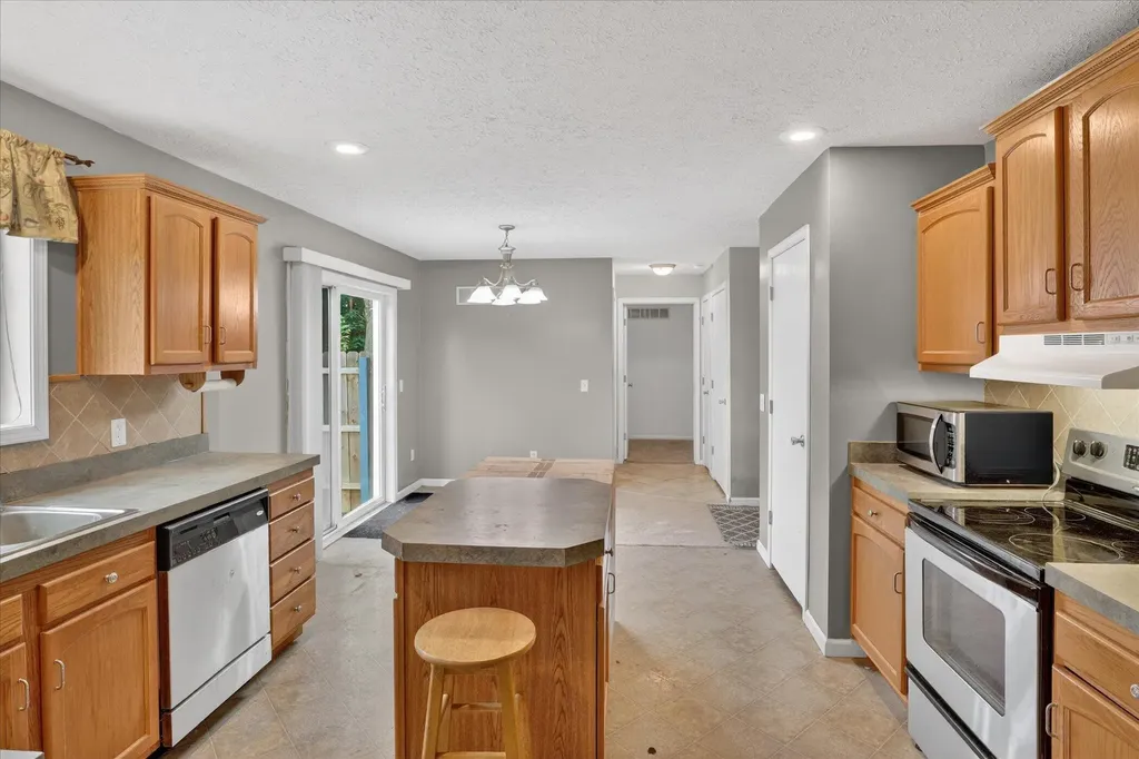 11373 Us 31 Berrien Township MI 49103