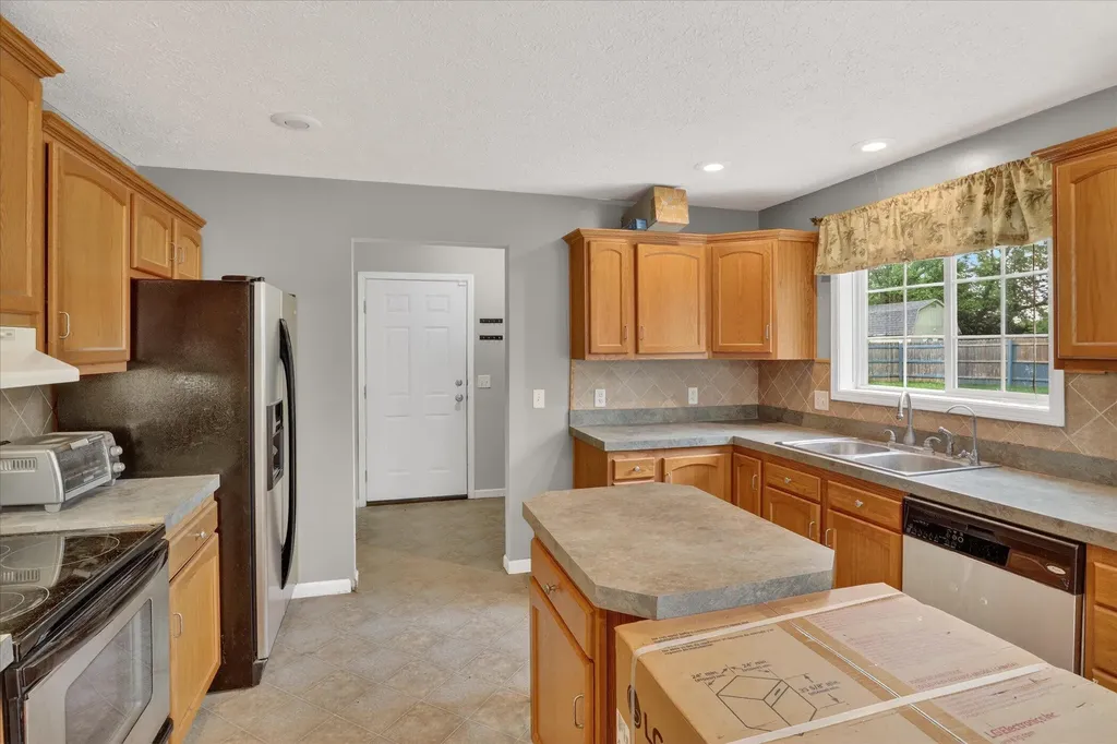11373 Us 31 Berrien Township MI 49103