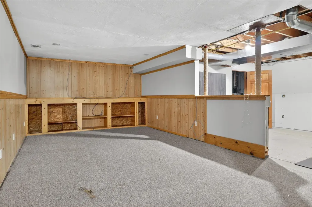11373 Us 31 Berrien Township MI 49103
