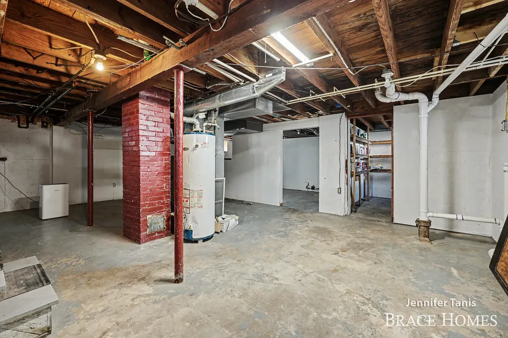 2154 Morton Avenue Muskegon City MI 49441