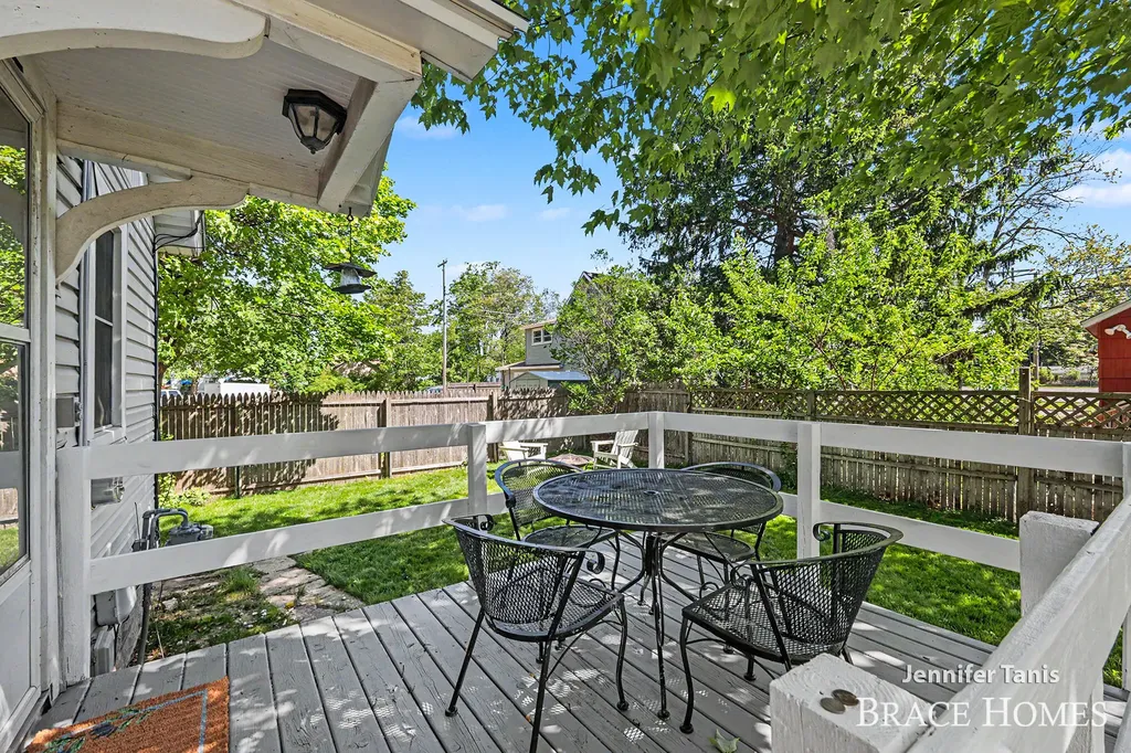 2154 Morton Avenue Muskegon City MI 49441
