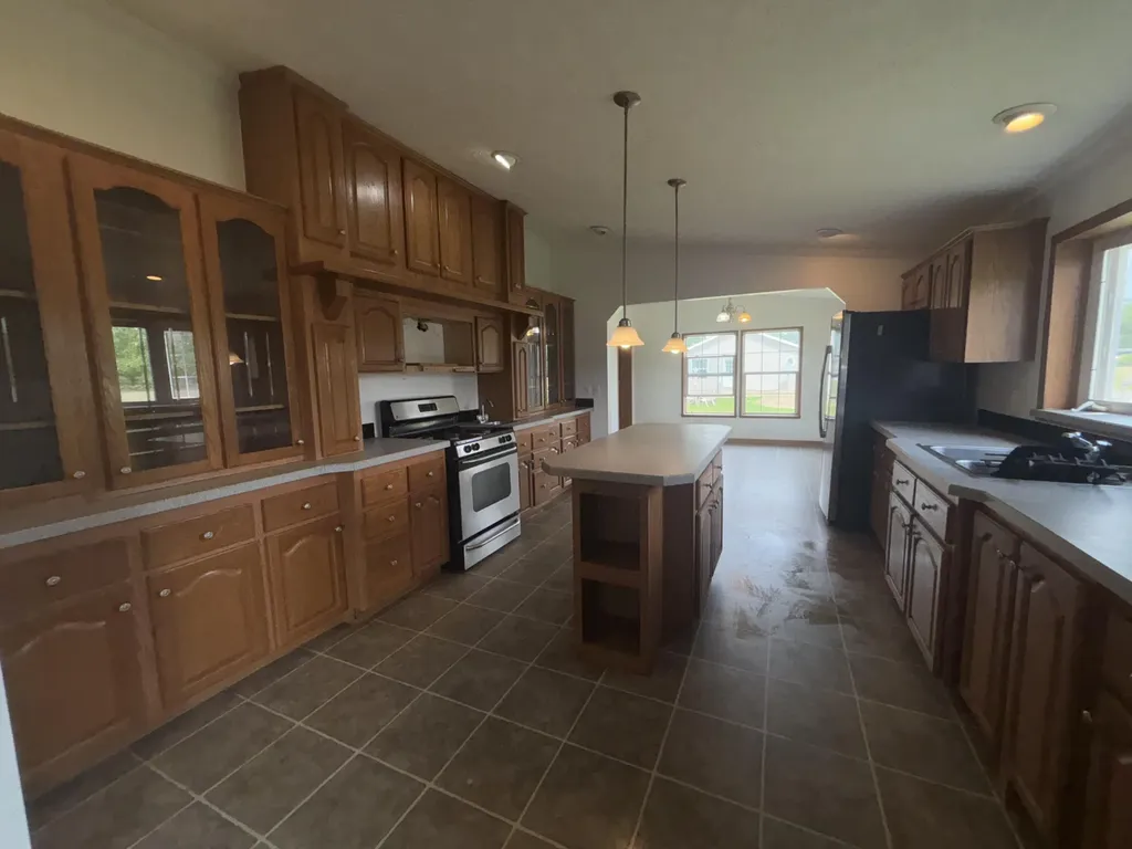 360 Deerfield Drive Kinderhook Township MI 49036