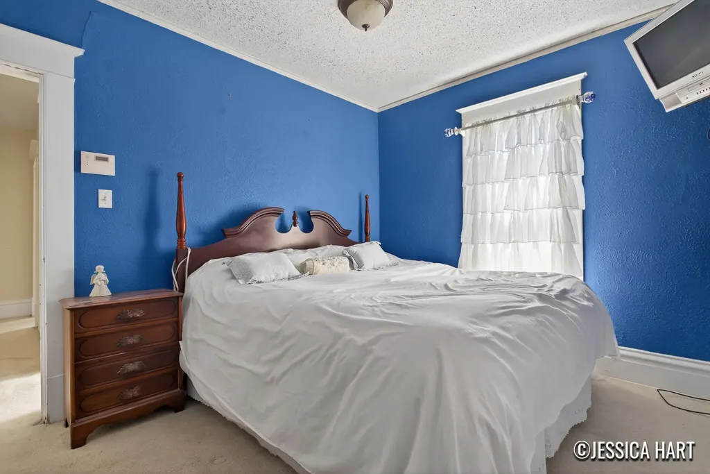 211 Trowbridge Street NE Grand Rapids City MI 49503