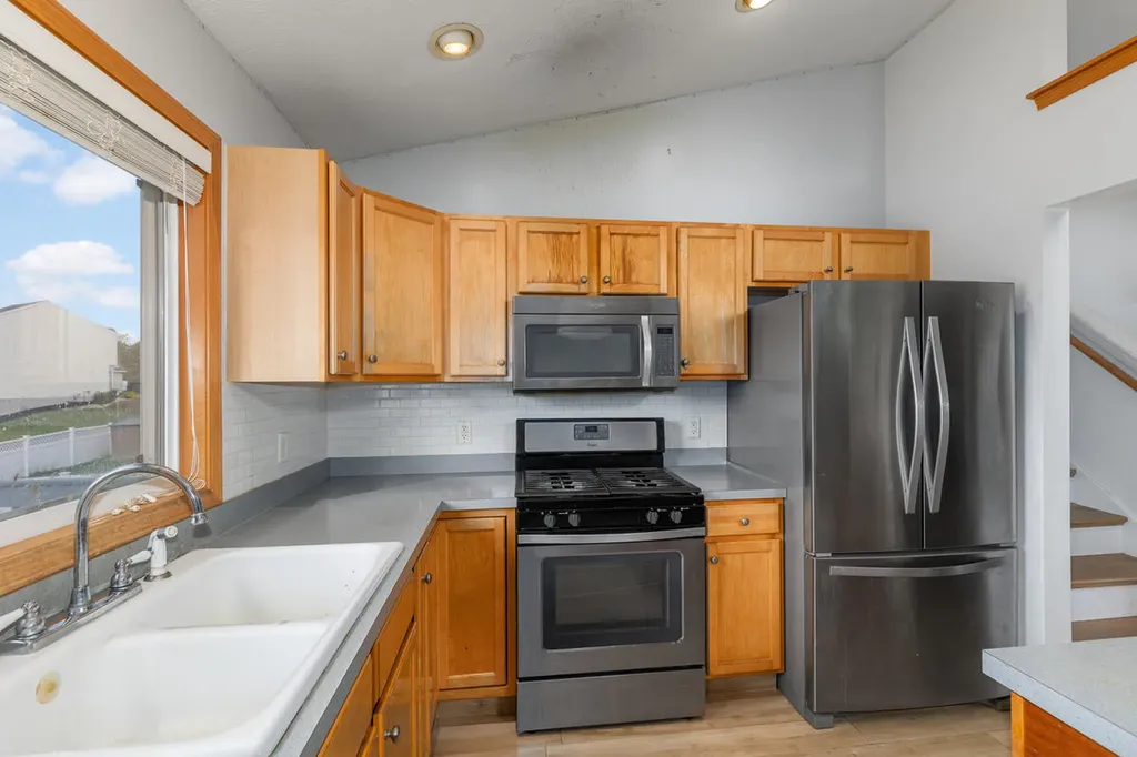 3711 Cedar Landing Drive SE Kentwood City MI 49512