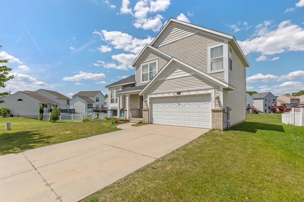 3711 Cedar Landing Drive SE Kentwood City MI 49512