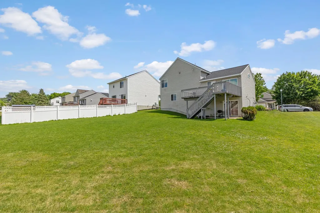 3711 Cedar Landing Drive SE Kentwood City MI 49512