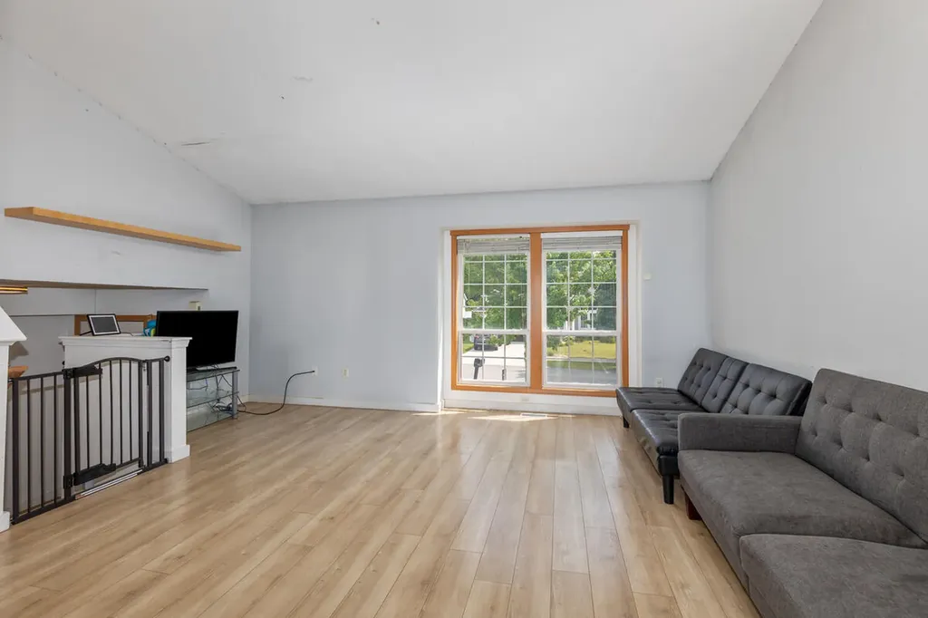 3711 Cedar Landing Drive SE Kentwood City MI 49512