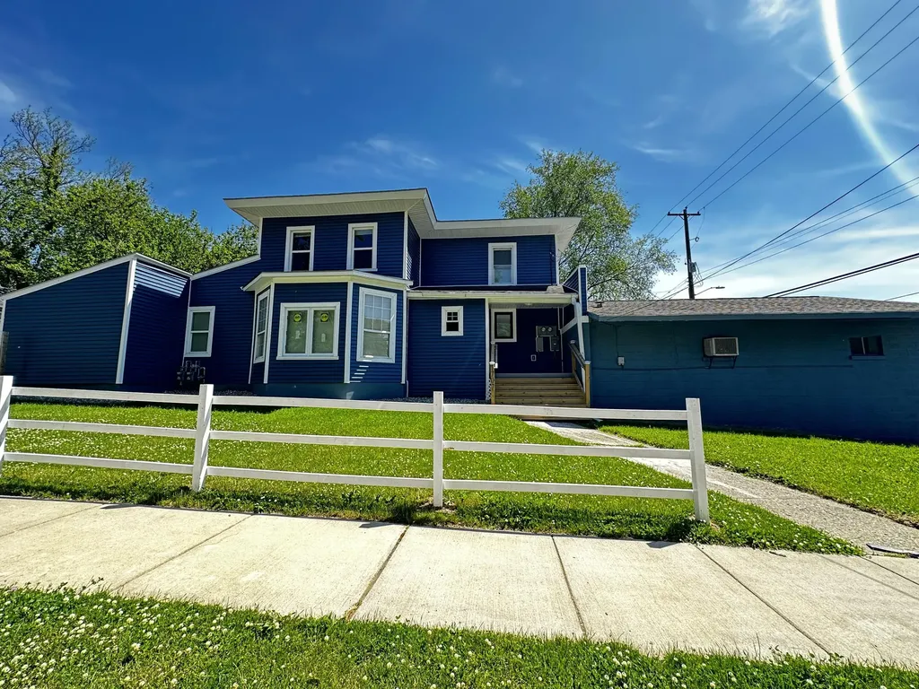 1707 S Burdick Street Kalamazoo City MI 49001