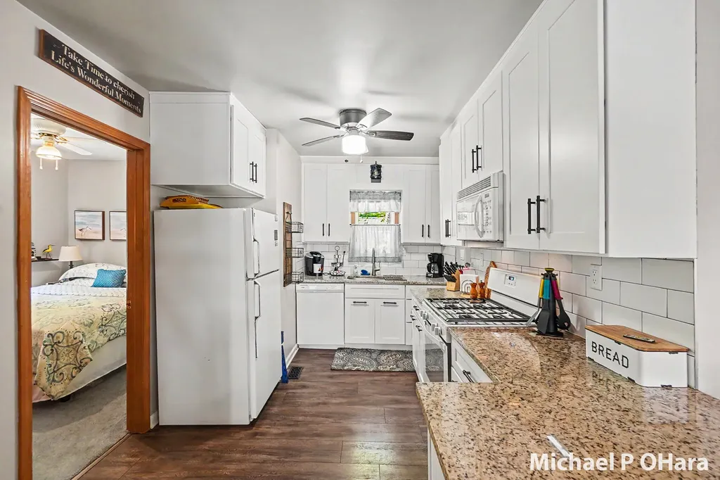 818 W Wells Street Lincoln Township MI 49349