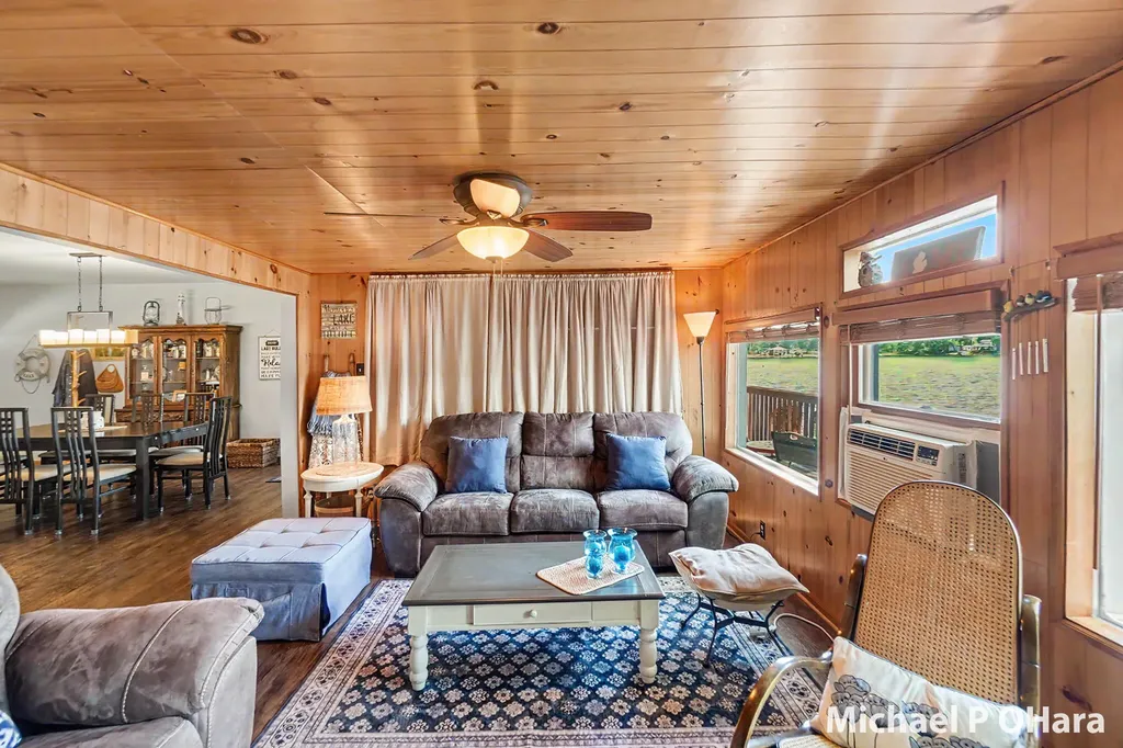818 W Wells Street Lincoln Township MI 49349