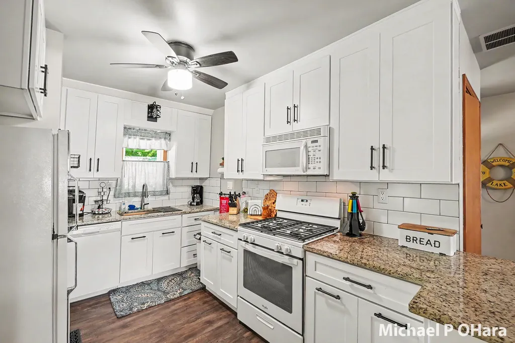 818 W Wells Street Lincoln Township MI 49349