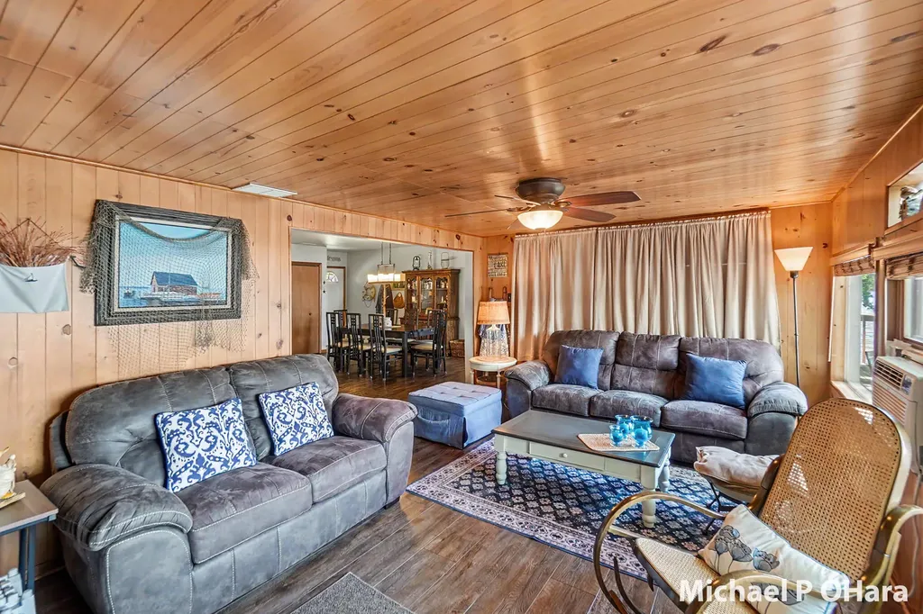 818 W Wells Street Lincoln Township MI 49349