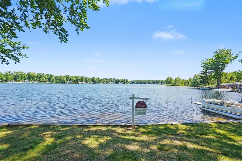 818 W Wells Street Lincoln Township MI 49349
