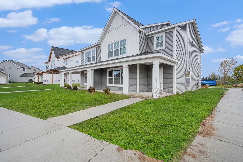 832 Winchester Street Holland City MI 49423