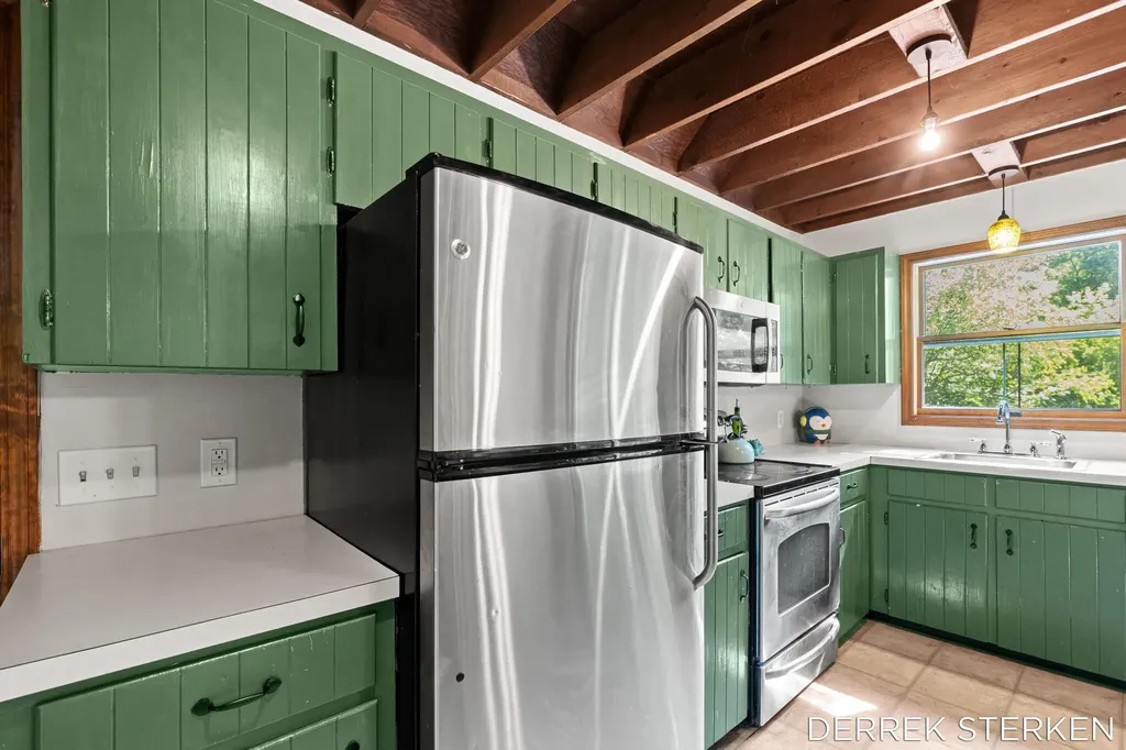 789 Shadybrook Drive Holland Charter Township MI 49424