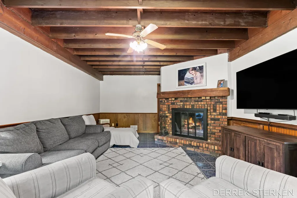 789 Shadybrook Drive Holland Charter Township MI 49424