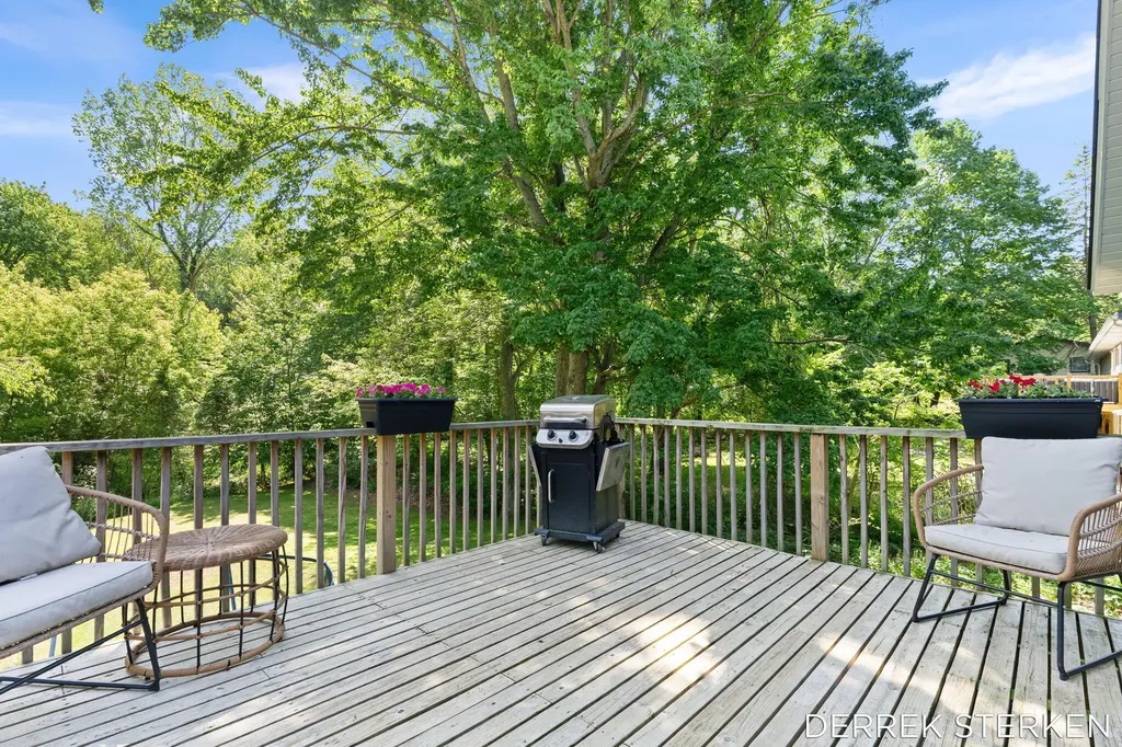 789 Shadybrook Drive Holland Charter Township MI 49424