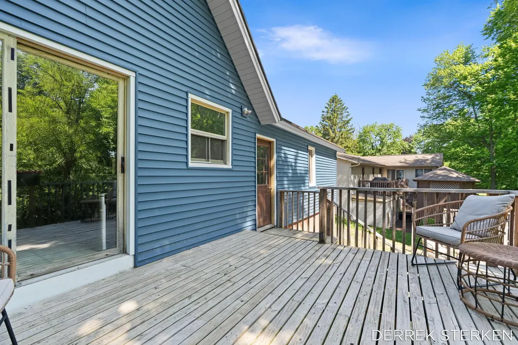 789 Shadybrook Drive Holland Charter Township MI 49424