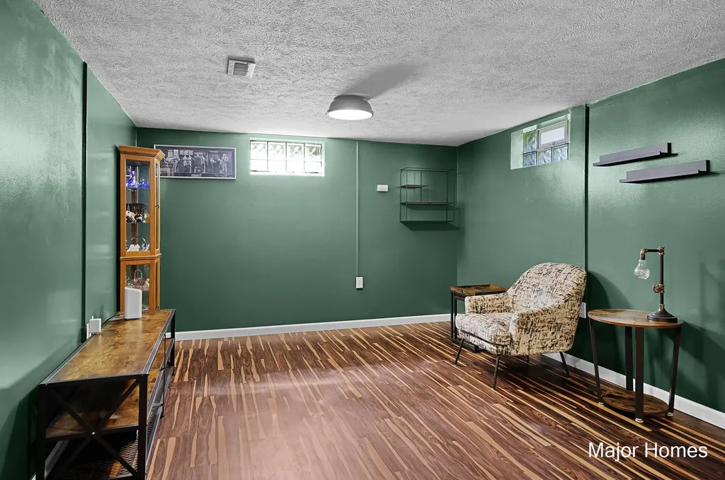 1947 Blandford Avenue SW Wyoming City MI 49519