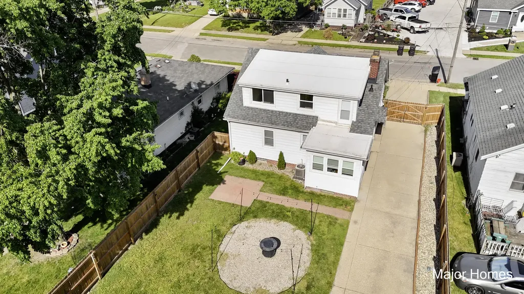 1947 Blandford Avenue SW Wyoming City MI 49519