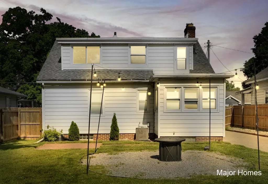 1947 Blandford Avenue SW Wyoming City MI 49519
