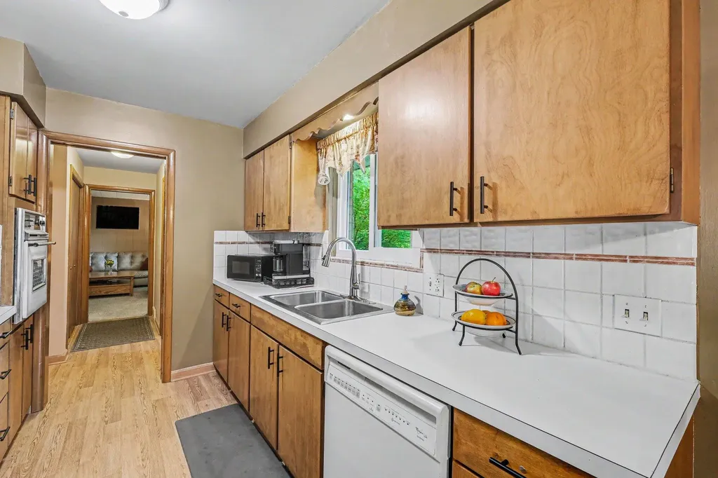 4498 Lucas Drive SW Grandville City MI 49418