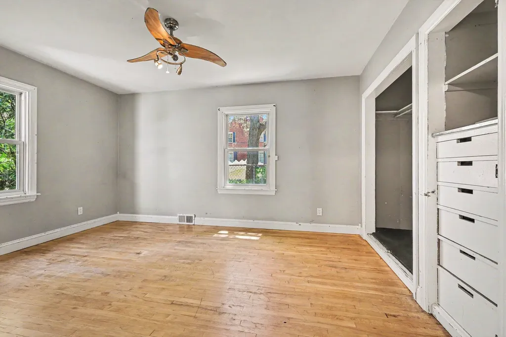 1217 Plymouth Avenue SE Grand Rapids City MI 49506