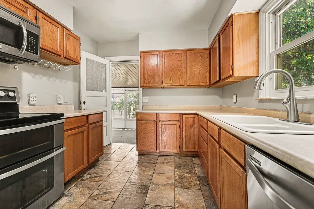 1217 Plymouth Avenue SE Grand Rapids City MI 49506