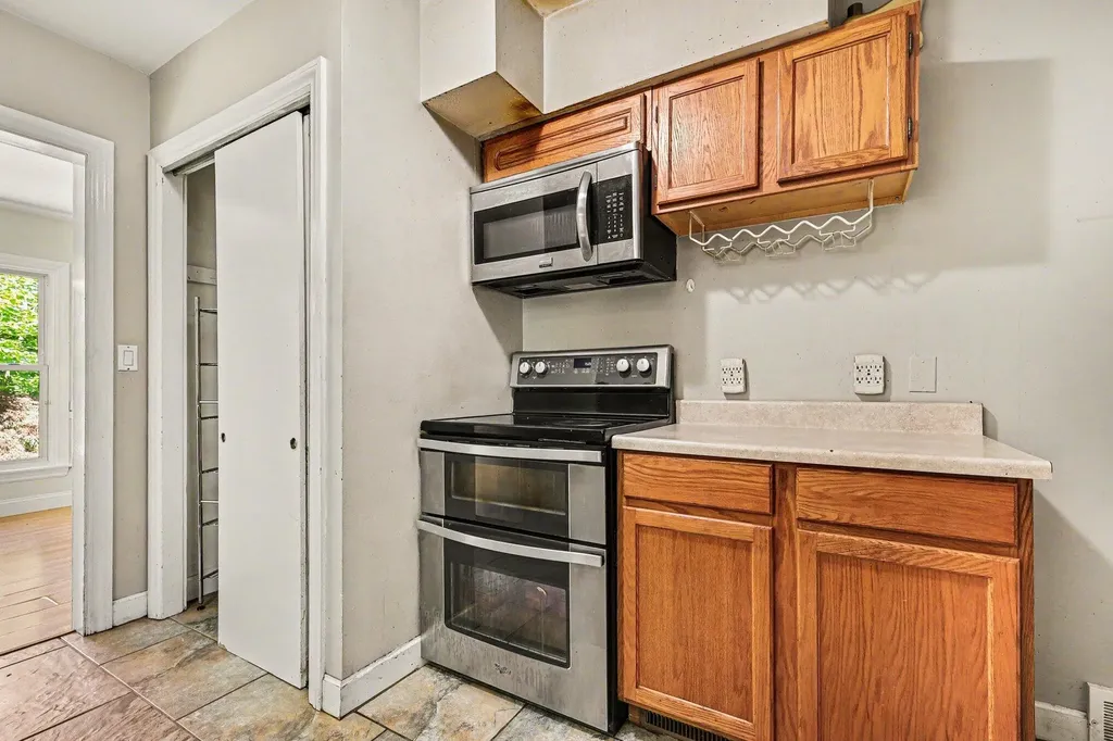 1217 Plymouth Avenue SE Grand Rapids City MI 49506