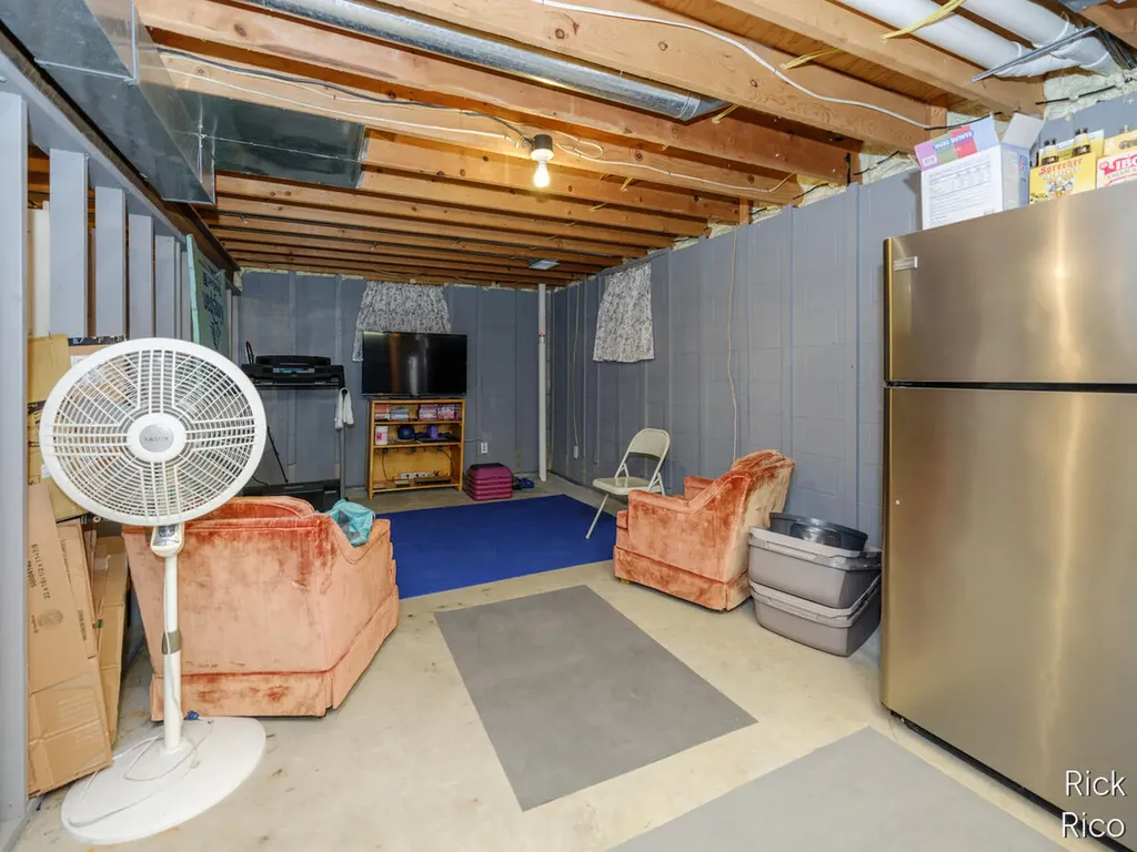 8290 E W Avenue E Brady Township MI 49097