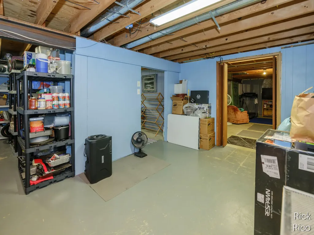 8290 E W Avenue E Brady Township MI 49097