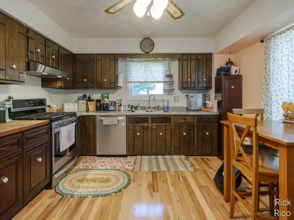 8290 E W Avenue E Brady Township MI 49097