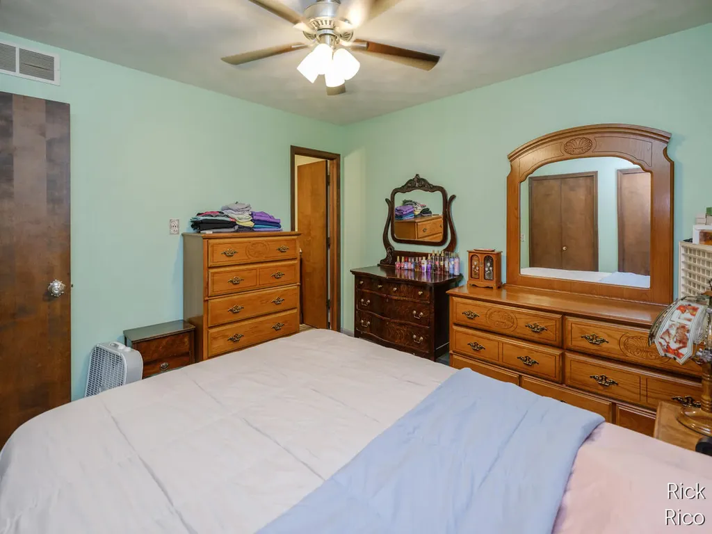 8290 E W Avenue E Brady Township MI 49097