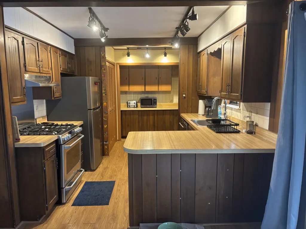 11983 Middle Beach Road Garfield Township MI 49762
