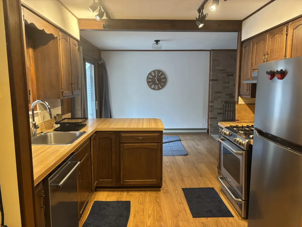 11983 Middle Beach Road Garfield Township MI 49762