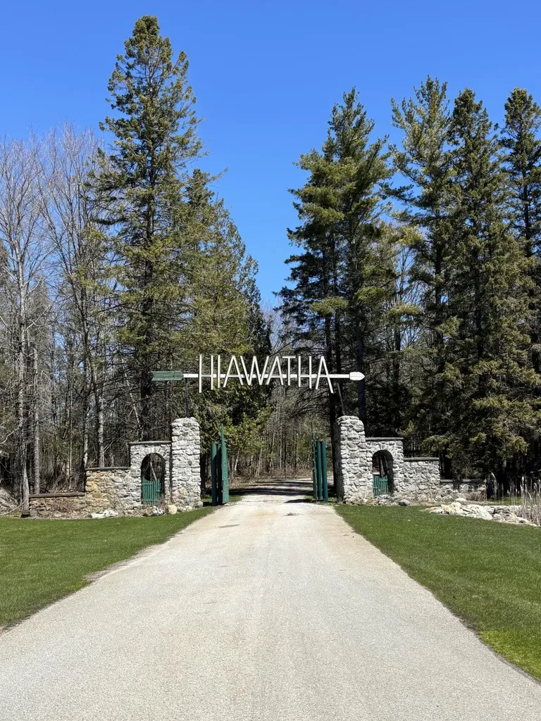 11983 Middle Beach Road Garfield Township MI 49762