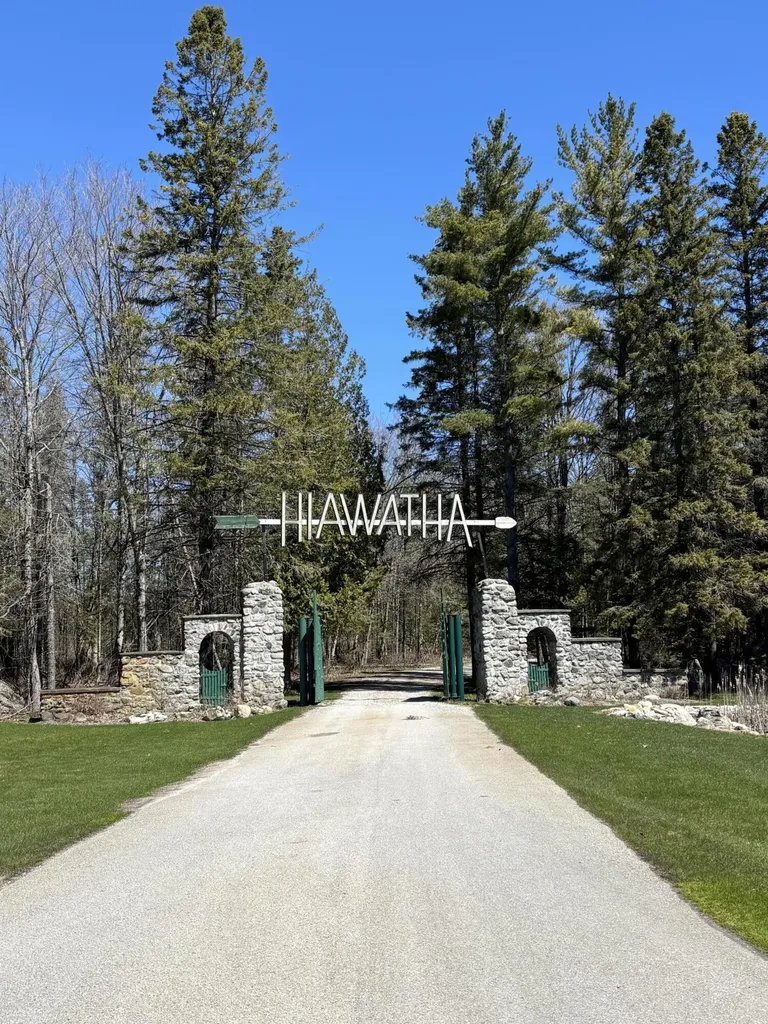 11983 Middle Beach Road Garfield Township MI 49762