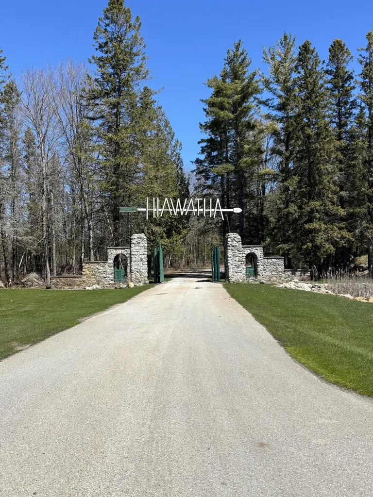11983 Middle Beach Road Garfield Township MI 49762