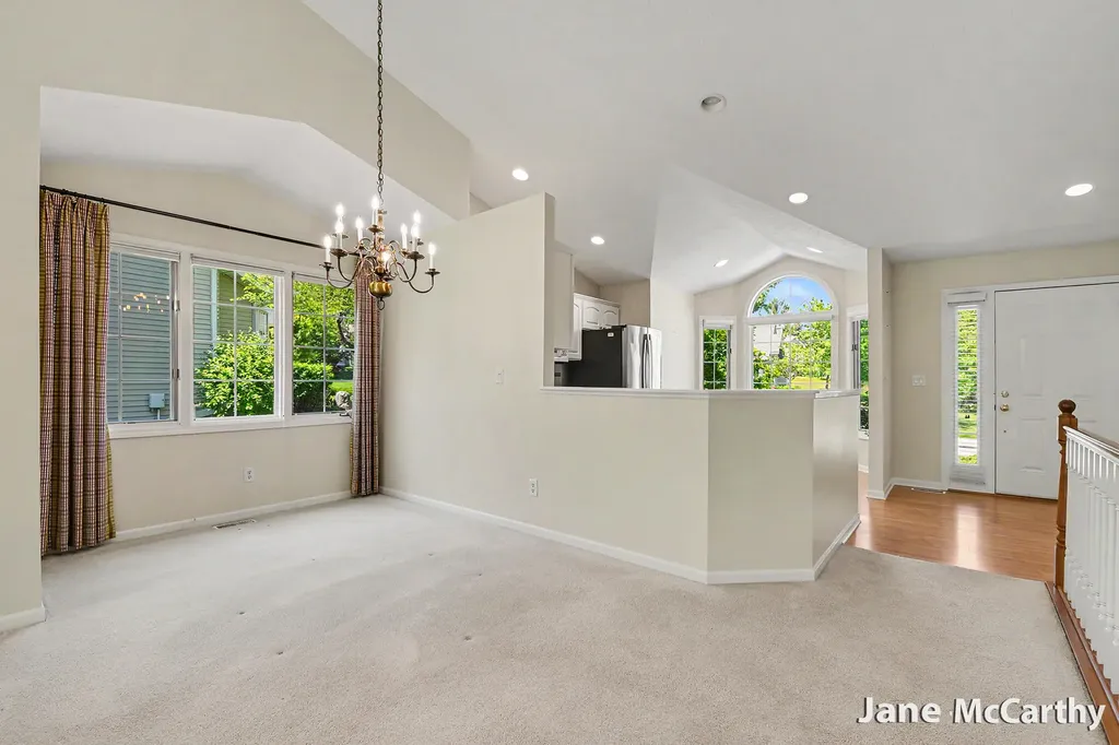 2338 Whimbrel Court NE Grand Rapids City MI 49505