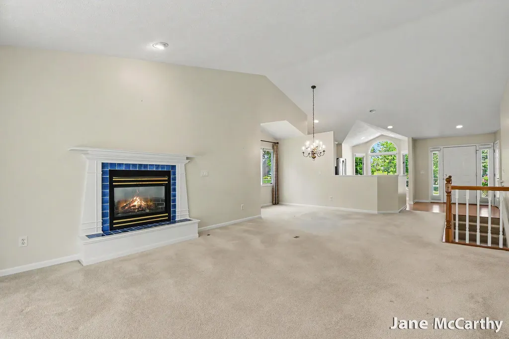2338 Whimbrel Court NE Grand Rapids City MI 49505