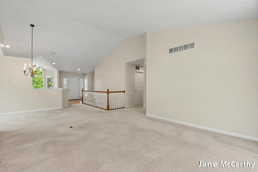 2338 Whimbrel Court NE Grand Rapids City MI 49505