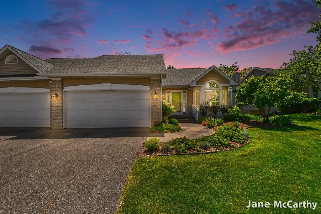 2338 Whimbrel Court NE Grand Rapids City MI 49505